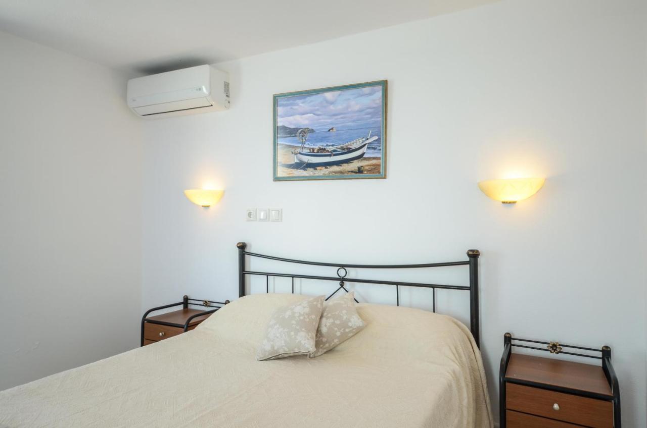 Diogenis Studios Naxos City Luaran gambar