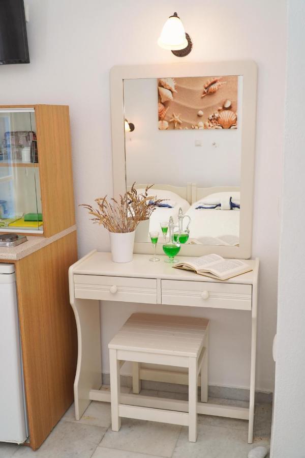 Diogenis Studios Naxos City Luaran gambar