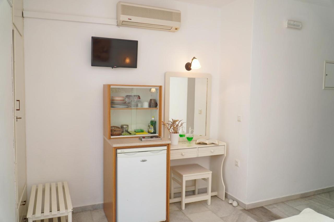 Diogenis Studios Naxos City Luaran gambar